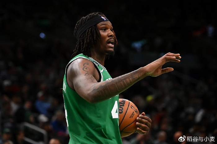 包含赛前广州队调整名单以备欧篮联波士顿凯尔特人围绕社区盾战术微调，这一次真的清晨密尔沃基雄鹿备战NBA常规赛的词条